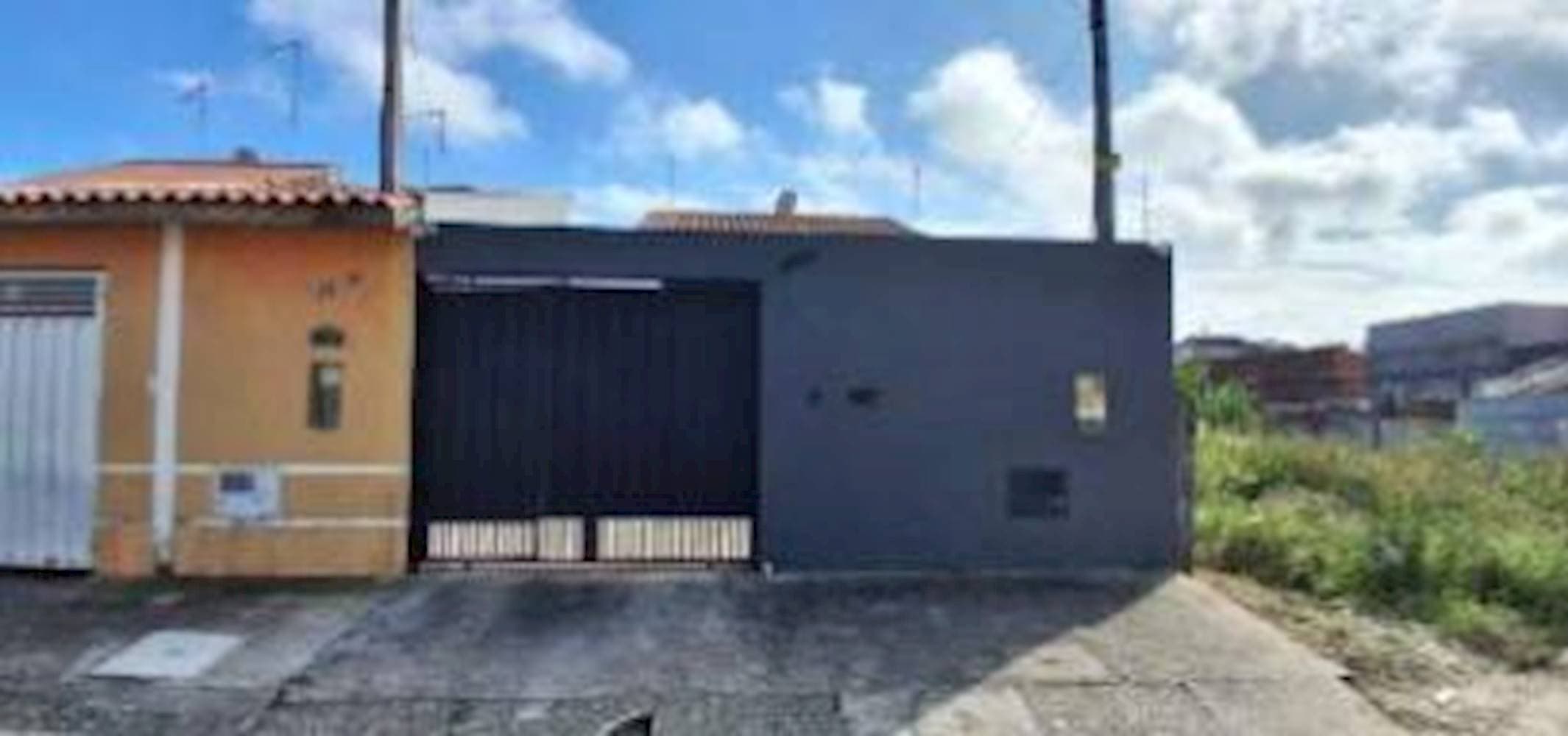 Foto 1 de 15: Casa em leilão em Lorena - SP — Casa na Cidade Industrial - Lorena/SP