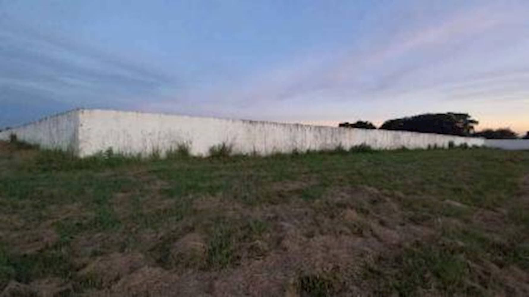 Foto 4 de 12: Terreno em leilão em Santa Maria - RS — Terreno no  Condomínio Alexandria - Santa Maria/RS