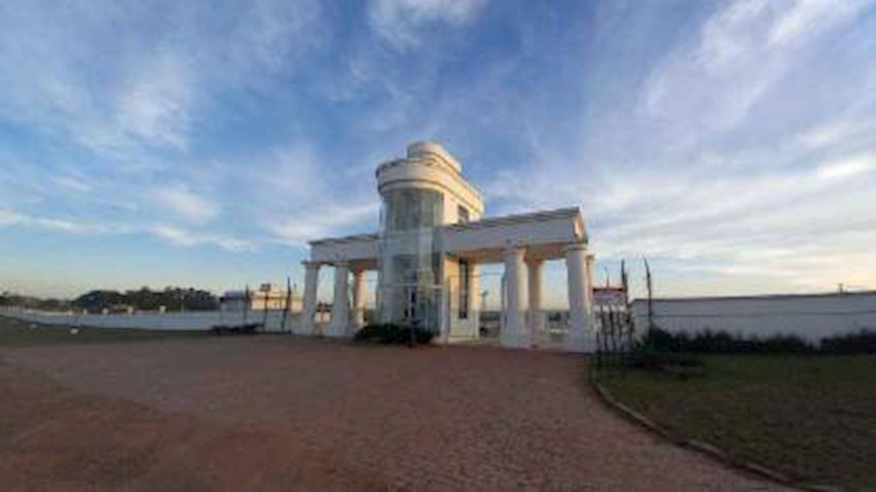 Foto 6 de 12: Terreno em leilão em Santa Maria - RS — Terreno no  Condomínio Alexandria - Santa Maria/RS