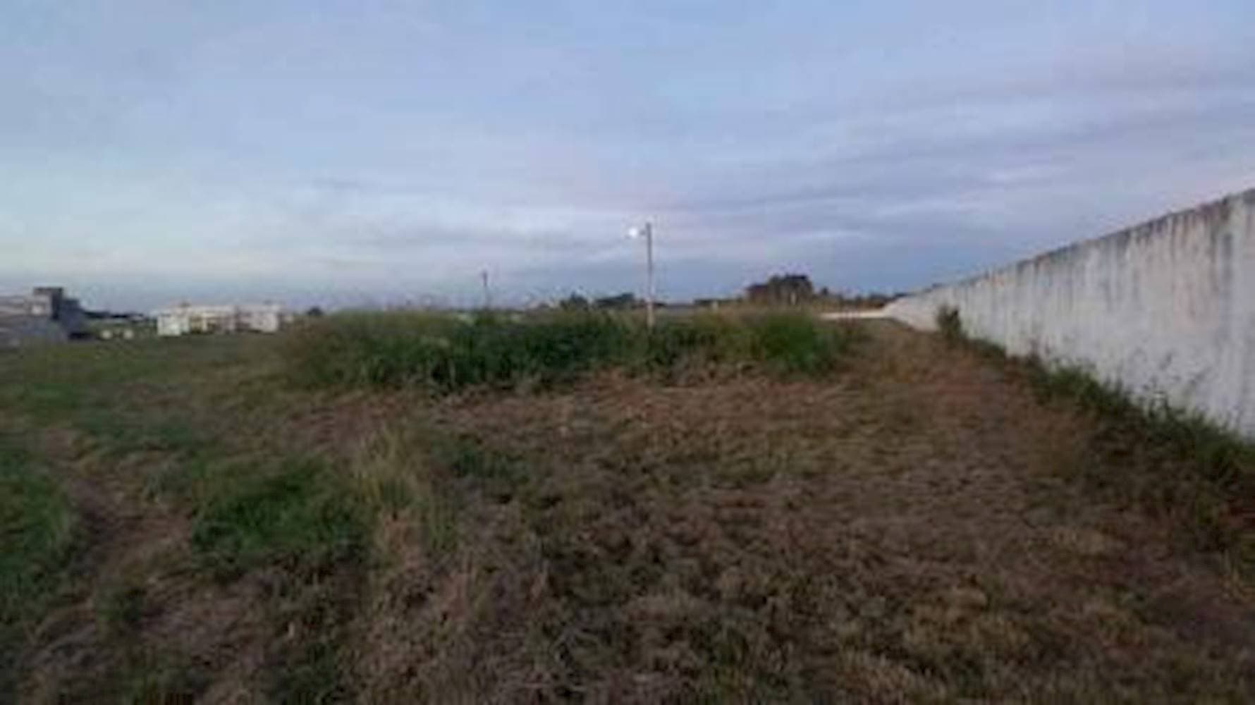 Foto 10 de 12: Terreno em leilão em Santa Maria - RS — Terreno no  Condomínio Alexandria - Santa Maria/RS