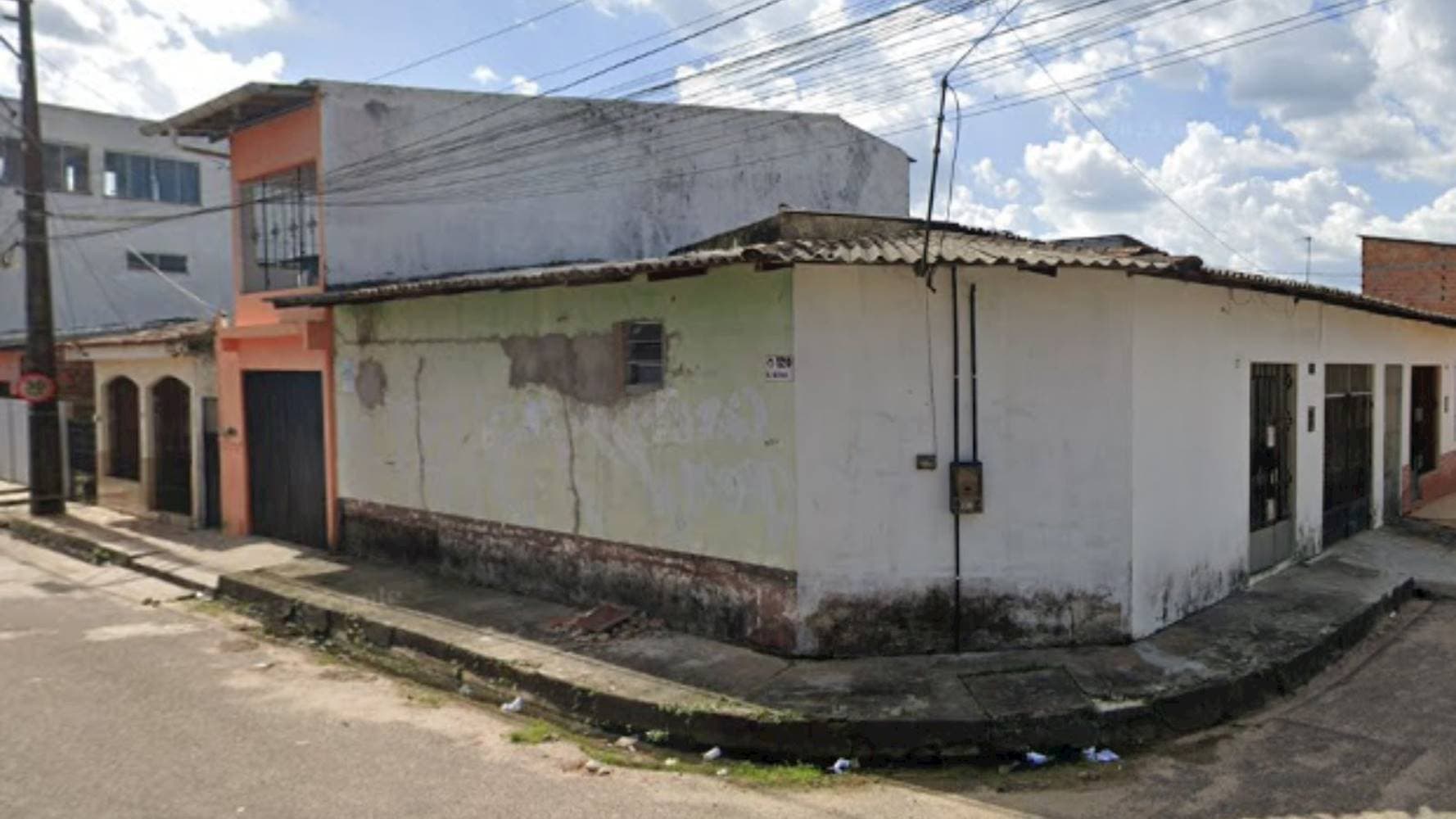 Foto 3 de 5: Casa em leilão em Ananindeua - PA — Casa no Conjunto Paar - Ananindeua/PA
