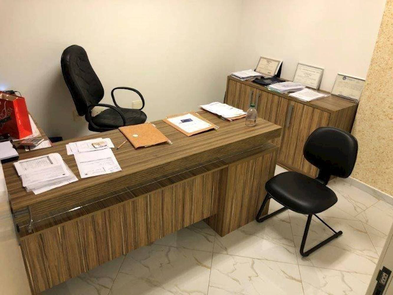 Foto 9 de 14: Comercial em leilão em Realeza - PR — Sala Comercial no Centro de Realeza/PR