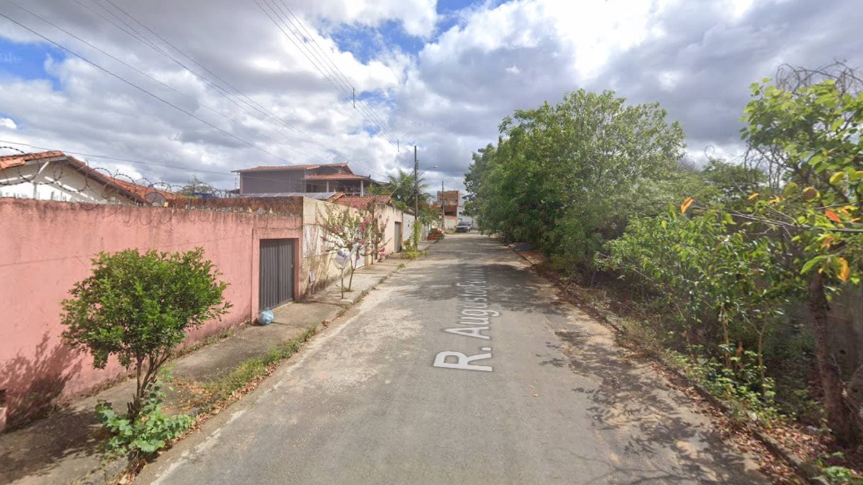 Foto 6 de 6: Casa em leilão em Montes Claros - MG — Casa no Conjunto José Carlos - Montes Claros/MG