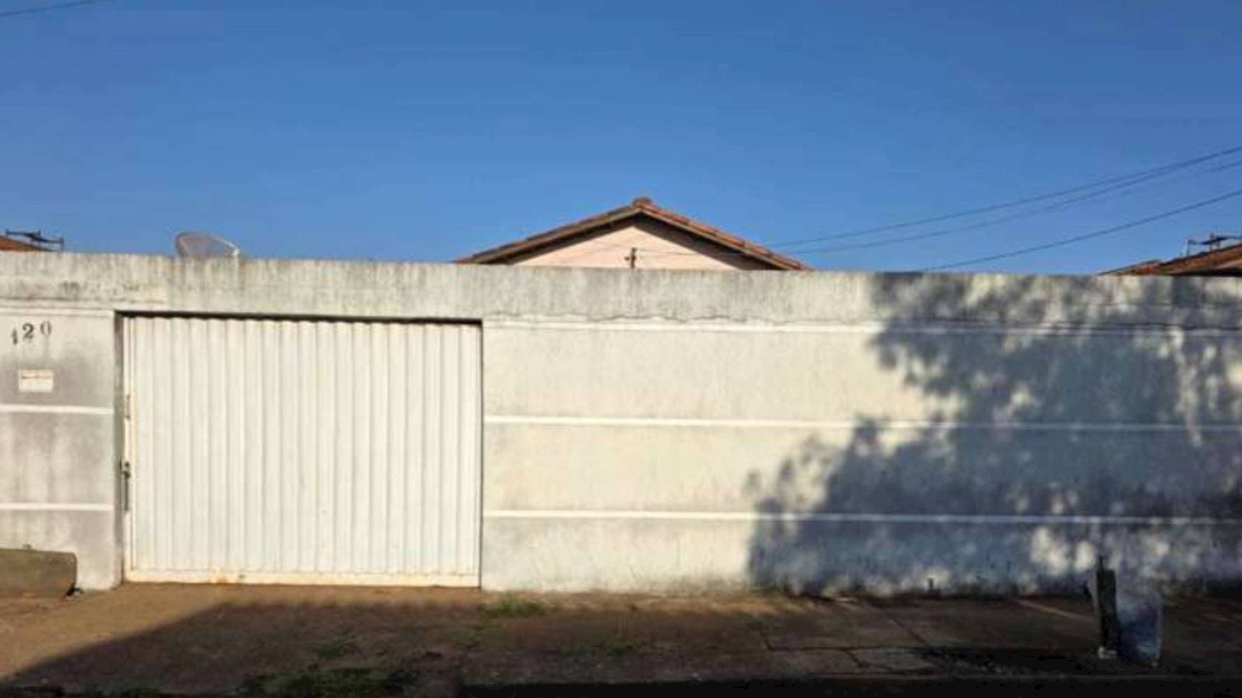 Foto 1 de 5: Casa em leilão em Uberlândia - MG — Casa no Bairro Panorama - Uberlândia/MG