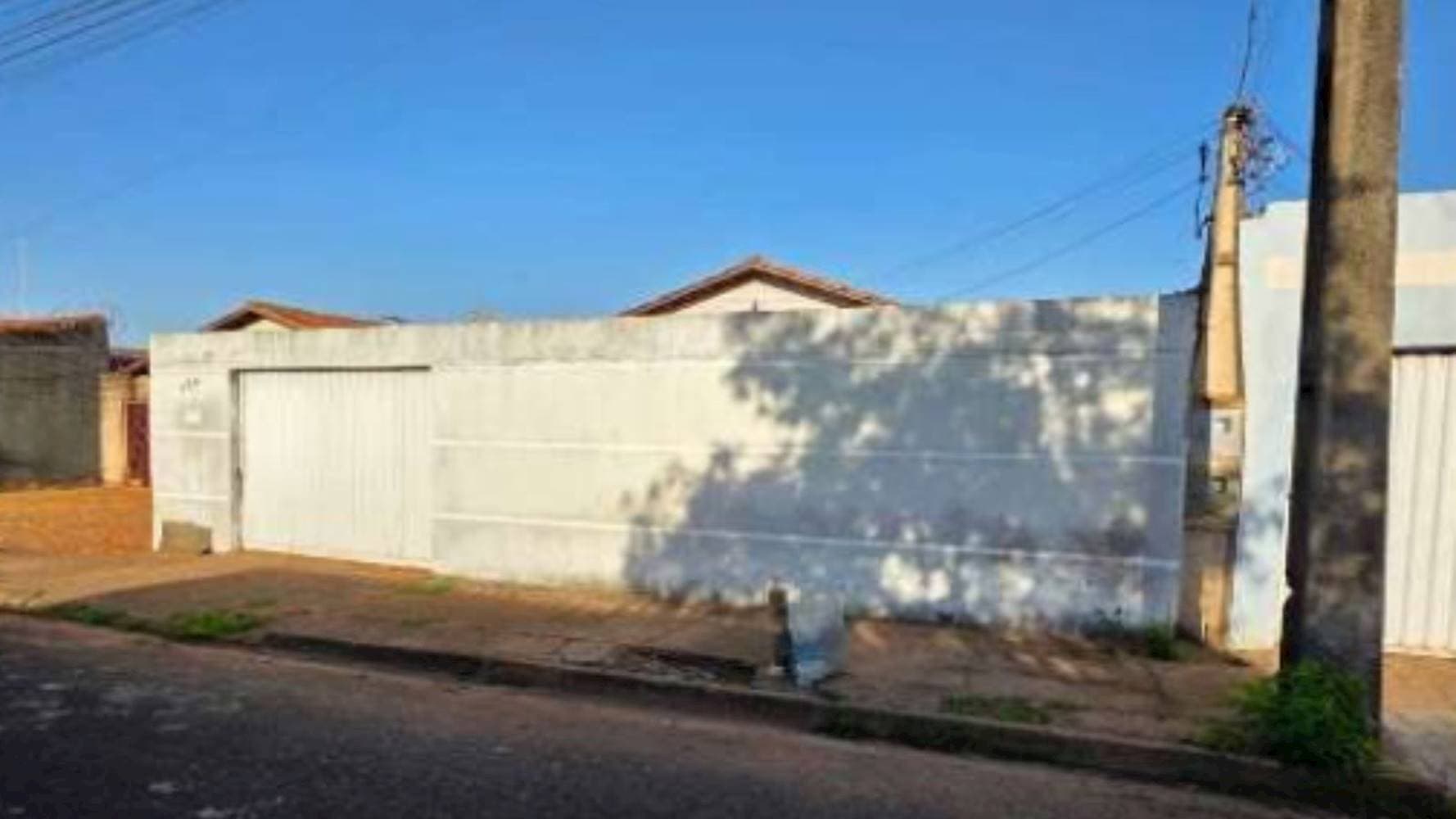 Foto 2 de 5: Casa em leilão em Uberlândia - MG — Casa no Bairro Panorama - Uberlândia/MG