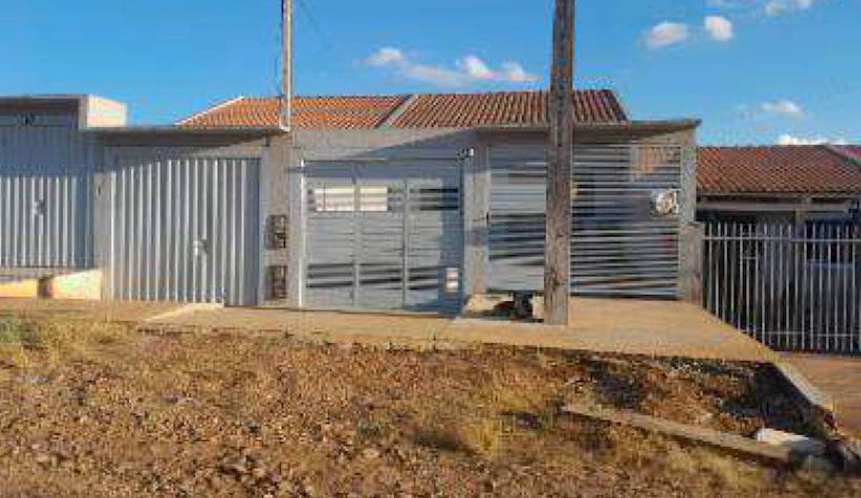 Foto 2 de 15: Casa em leilão em Ponta Grossa - PR — Casa em Contorno - Ponta Grossa/PR
