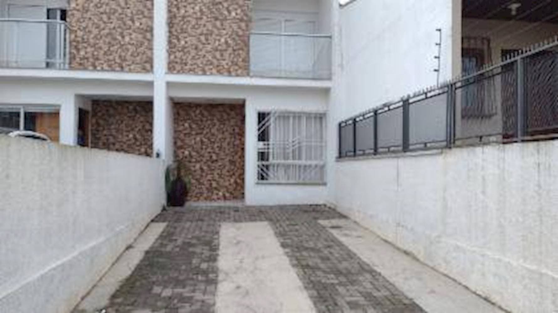 Foto 6 de 15: Casa em leilão em Canoas - RS — Casa em Condomínio no Bairro Brigadeira - Canoas/RS