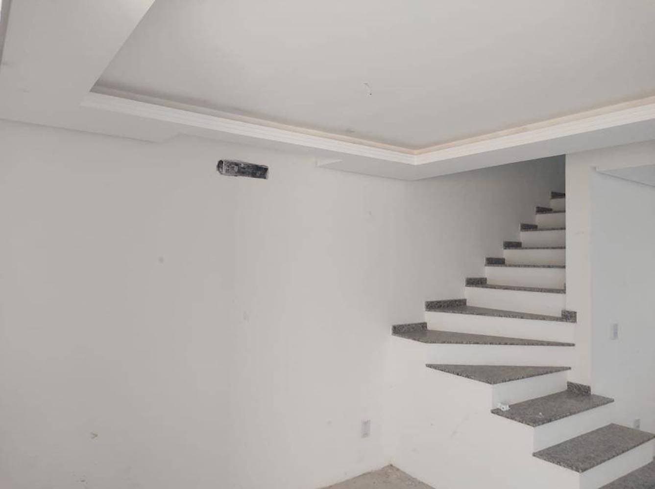 Foto 10 de 15: Casa em leilão em Canoas - RS — Casa em Condomínio no Bairro Brigadeira - Canoas/RS