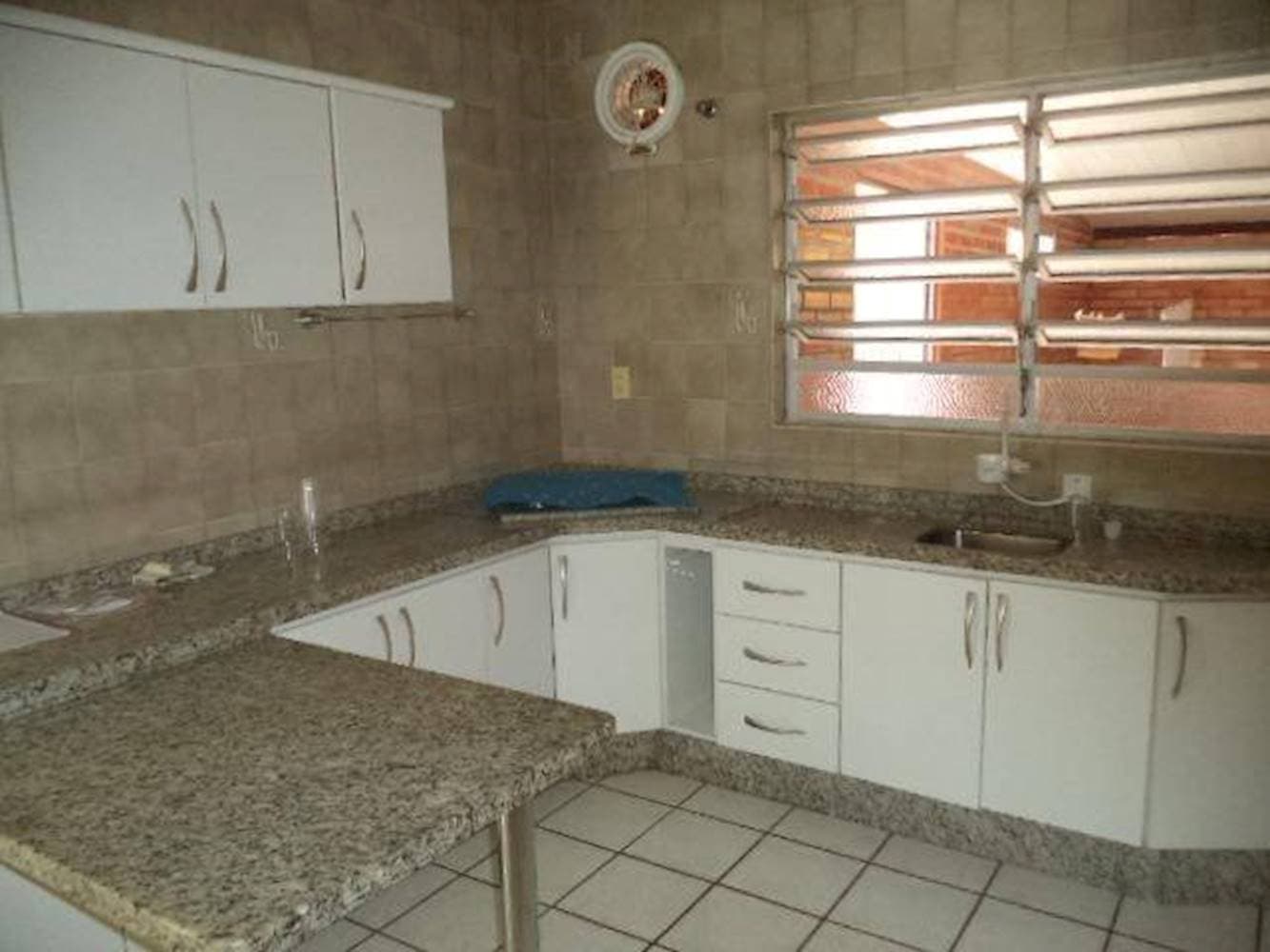 Foto 10 de 18: Casa em leilão em Blumenau - SC — Casa em Progresso - Blumenau/SC