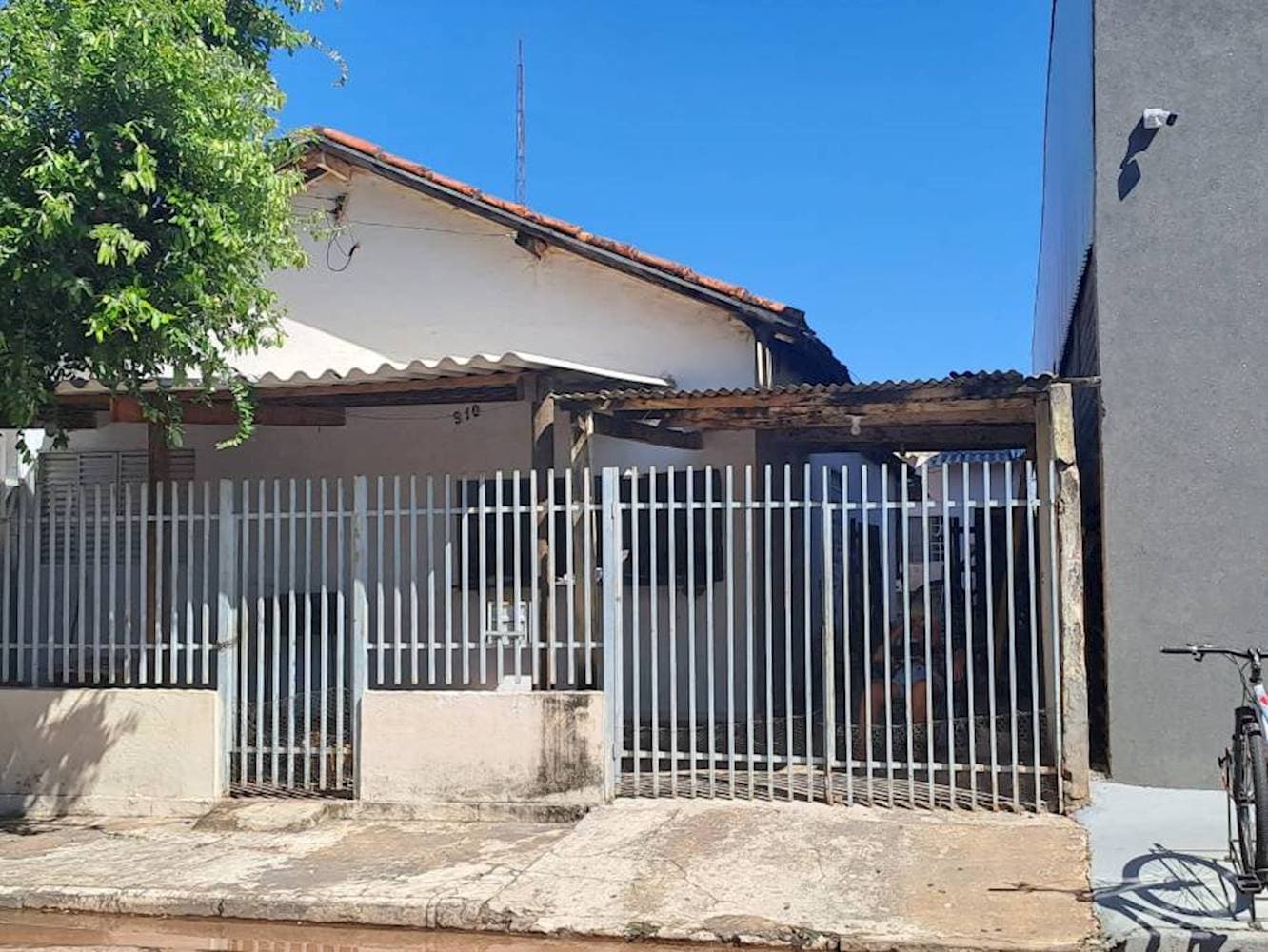 Foto 4 de 21: Casa em leilão em Promissão - SP — Casa no Centro - Promissão/SP