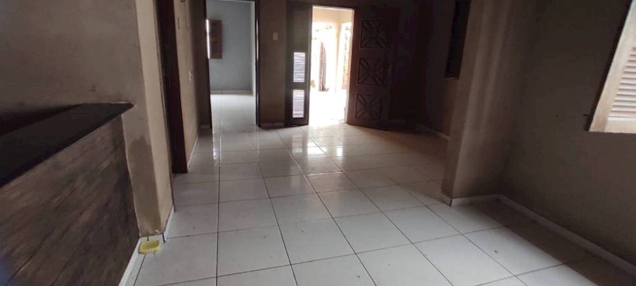 Foto 5 de 15: Casa em leilão em Fortaleza - CE — Casa em Guajeru - Fortaleza/CE