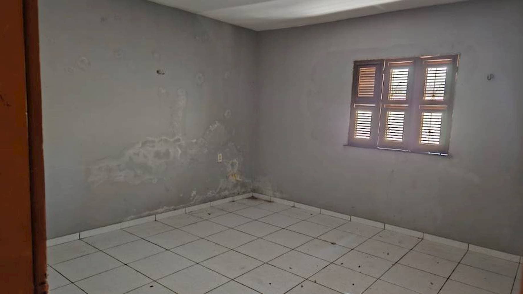 Foto 12 de 15: Casa em leilão em Fortaleza - CE — Casa em Guajeru - Fortaleza/CE