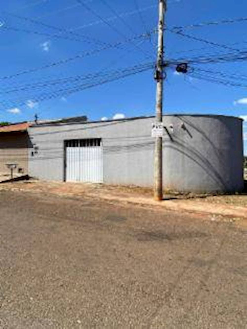 Foto 2 de 3: Casa em leilão em Trindade - GO — Casa no  Jardim Scala - Trindade/GO