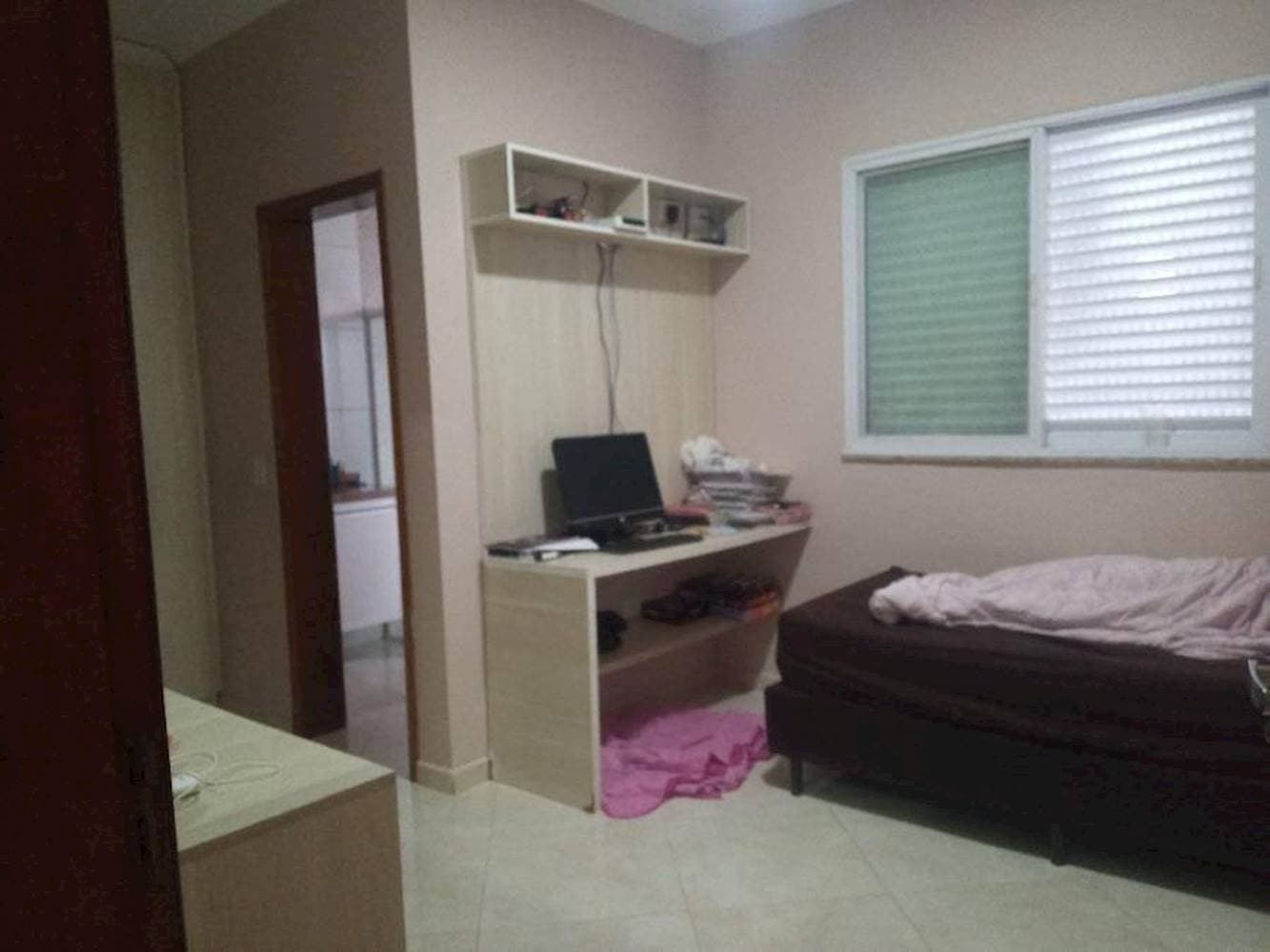 Foto 11 de 14: Casa em leilão em Peruíbe - SP — Casa no Jardim Ribamar em Peruíbe/SP
