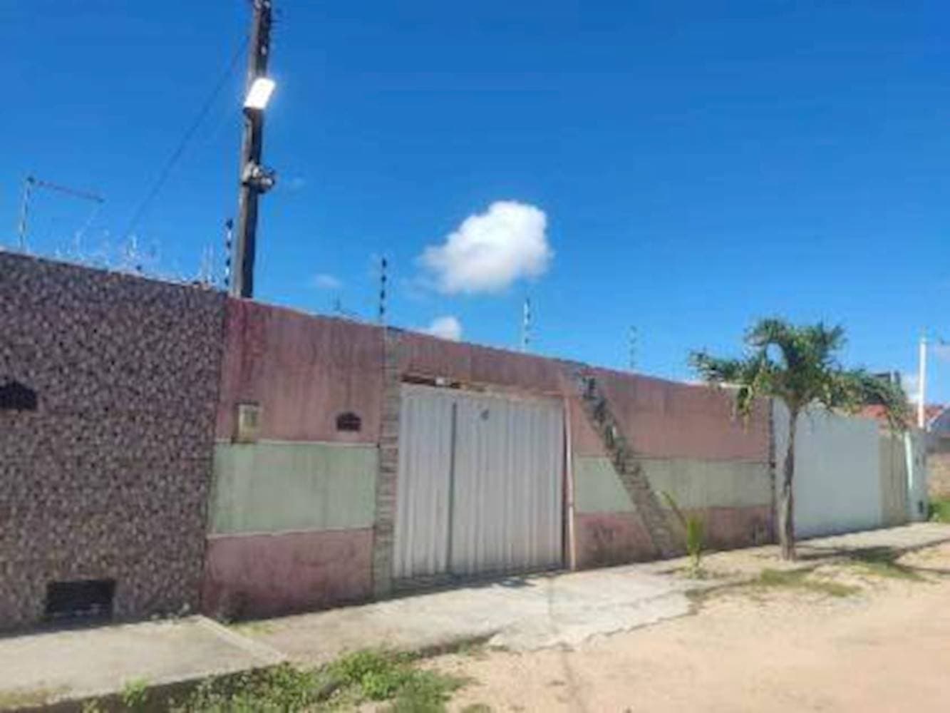 Foto 1 de 3: Casa em leilão em São Gonçalo Do Amarante - RN — Casa em Jardins - São Gonçalo Do Amarante/RN