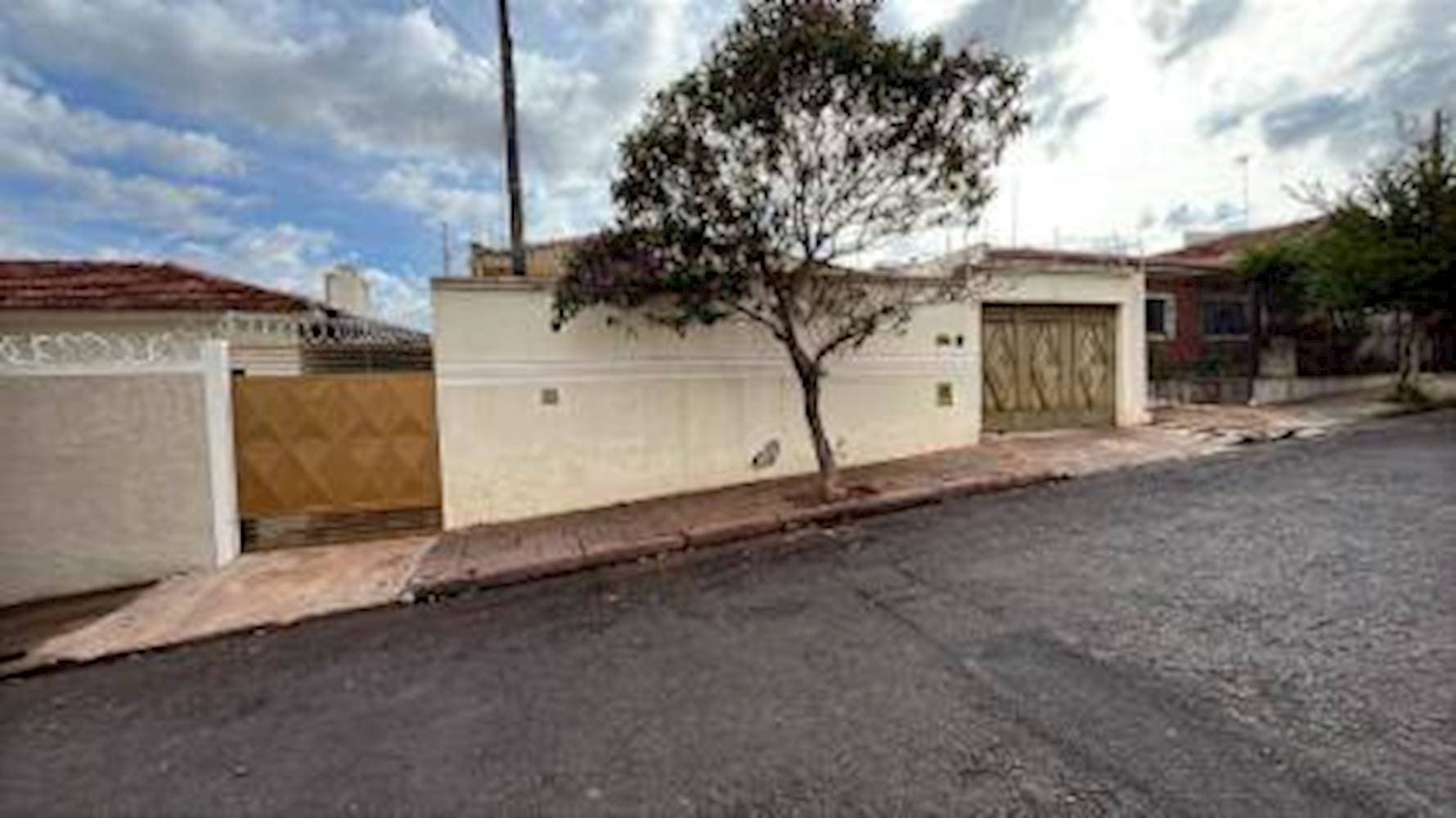 Foto 3 de 4: Casa em leilão em Araraquara - SP — Casa em Laurini - Araraquara/SP