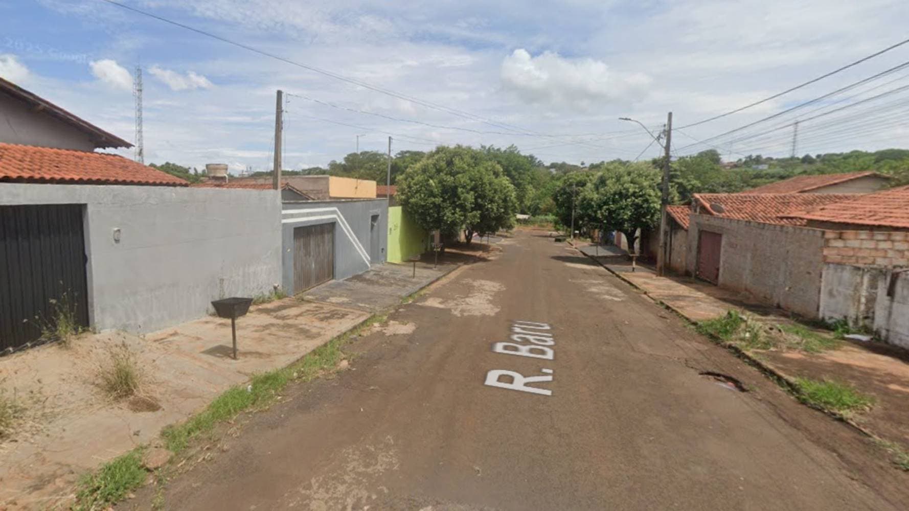 Foto 2 de 12: Casa em leilão em Ituiutaba - MG — Casa em Alvorada - Ituiutaba/MG