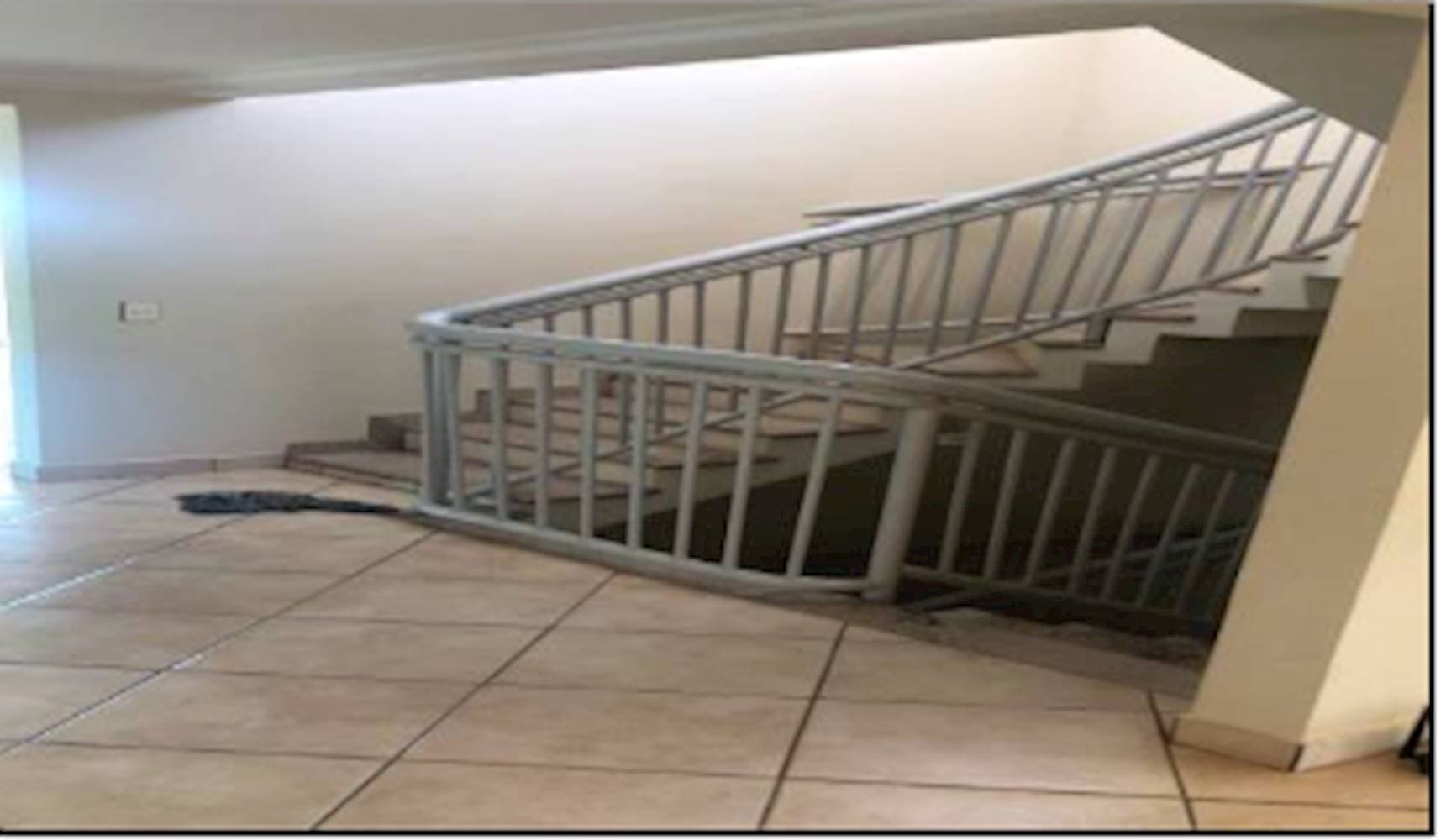 Foto 21 de 33: Casa em leilão em Goiânia - GO — Casa no Setor Gentil Meirelles - Goiânia/GO