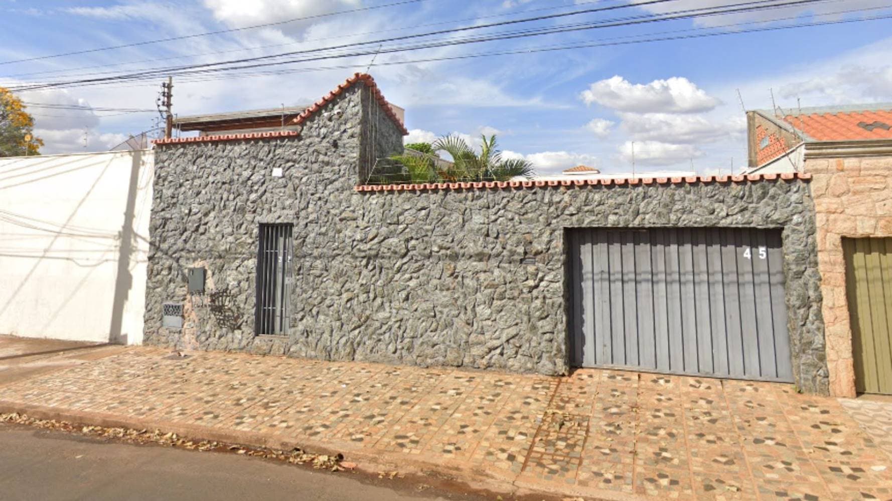 Foto 3 de 5: Casa em leilão em Uberaba - MG — Casa no Jardim Induberaba - Uberaba/MG