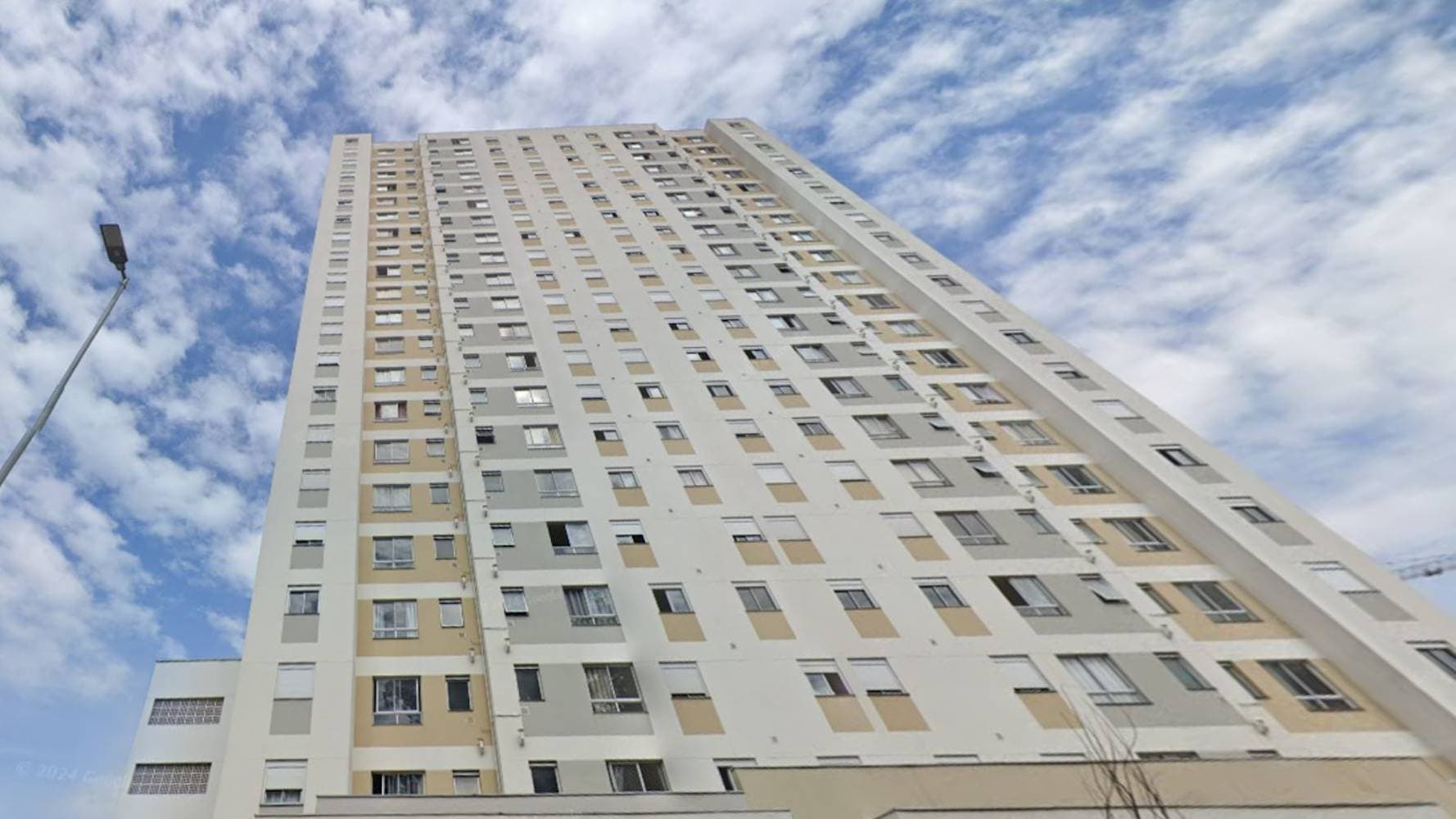 Foto 1 de 4: Apartamento em leilão em São Paulo - SP — Apartamento no "Condomínio Amazonas" - Jardim Arpoador - São Paulo/SP