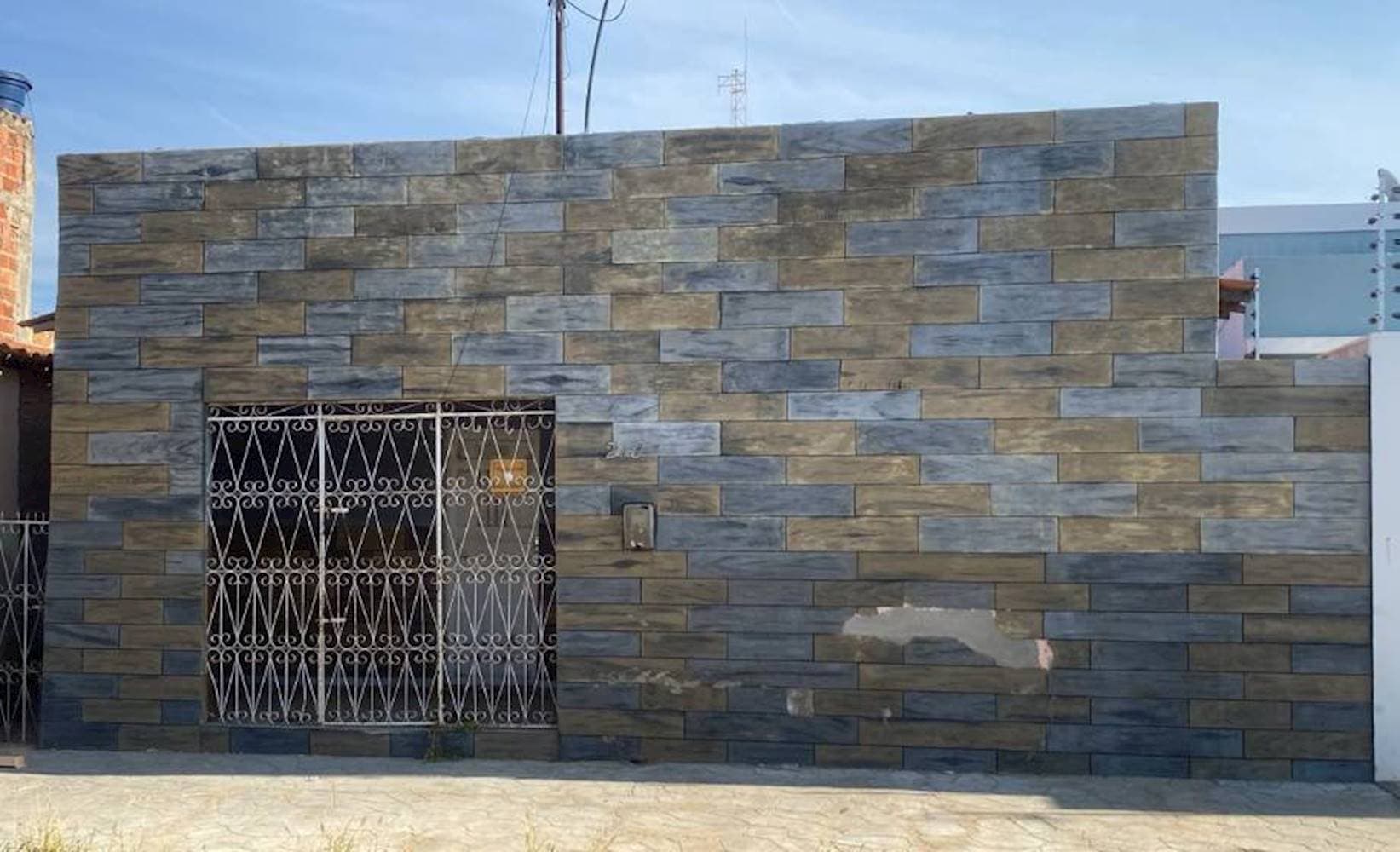 Foto 1 de 4: Casa em leilão em Santa Maria Da Boa Vista - PE — Casa em Agamenon Magalhães - Santa Maria da Boa Vista/PE