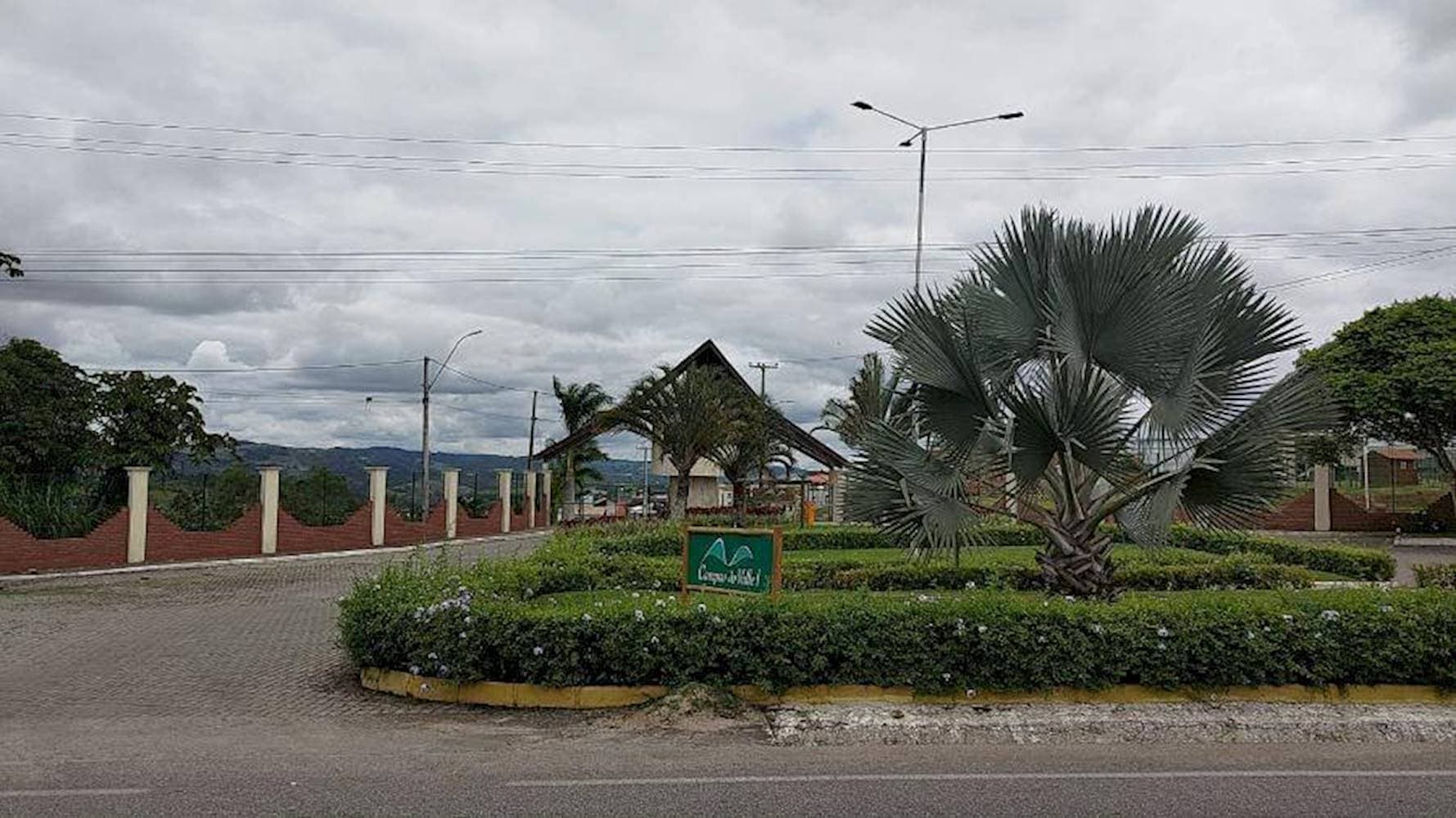 Foto 1 de 36: Casa em leilão em Chã Grande - PE — Casa de Condomínio em Campos Do Valle - Chã Grande/PE