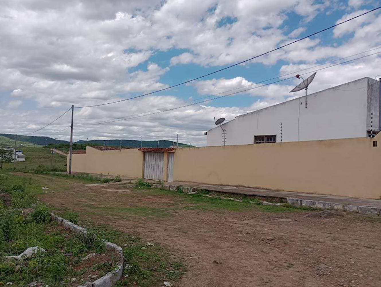 Foto 3 de 29: Casa em leilão em Tacaimbó - PE — Casa em Nova Tacaimbó - Tacaimbó/PE