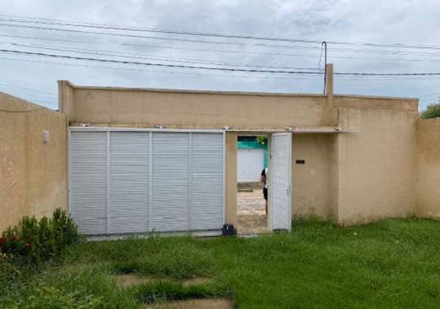 Foto 2 de 16: Casa em leilão em Camocim - CE — Casa na Cidade Com Deus - Camocim/CE