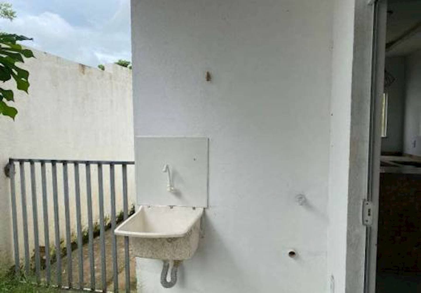 Foto 14 de 16: Casa em leilão em Camocim - CE — Casa na Cidade Com Deus - Camocim/CE