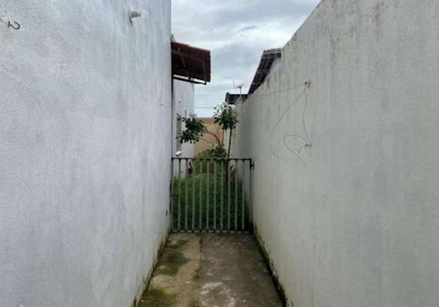 Foto 15 de 16: Casa em leilão em Camocim - CE — Casa na Cidade Com Deus - Camocim/CE