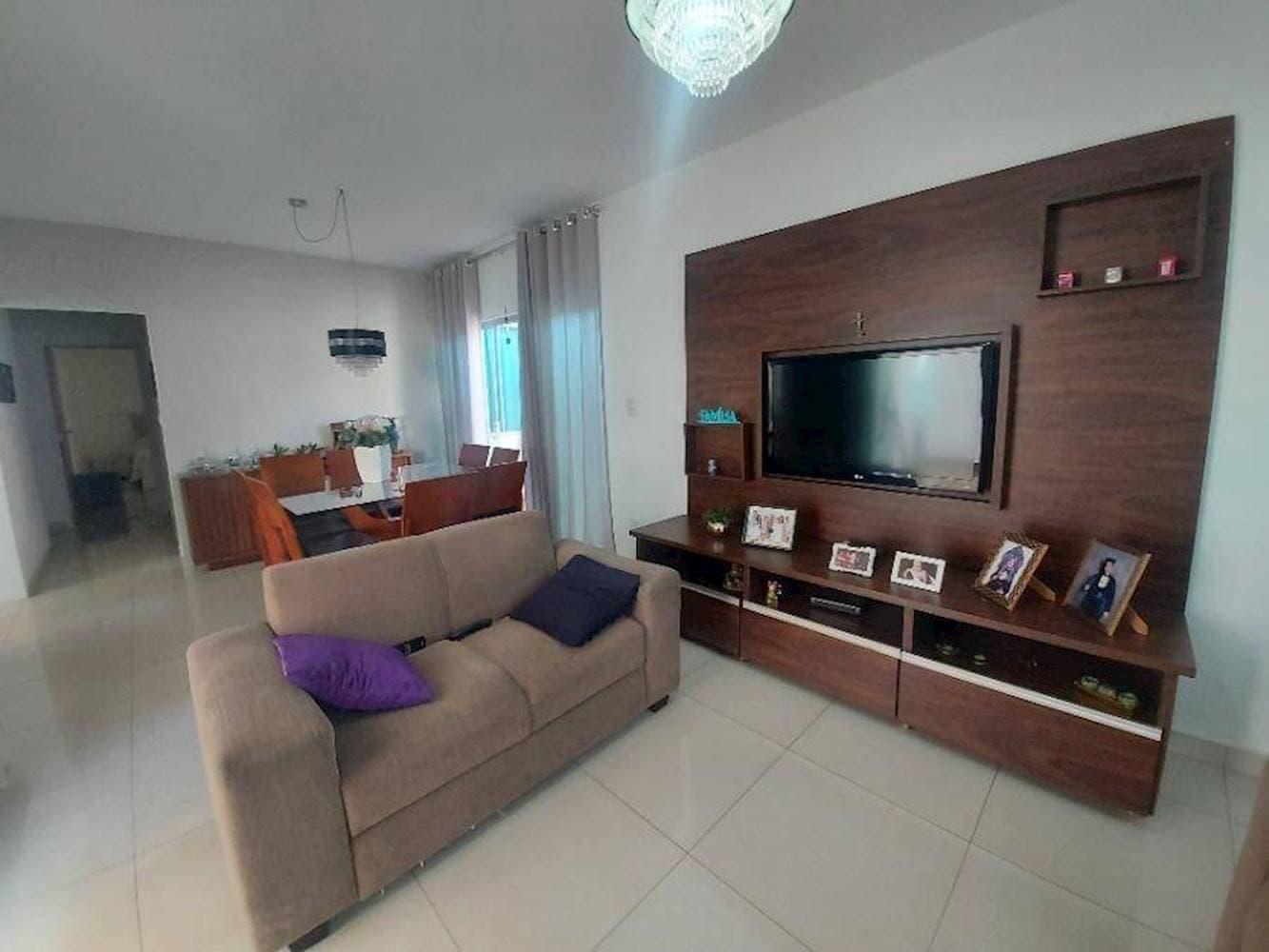 Foto 6 de 22: Casa em leilão em Uberlândia - MG — Casa no Jardim Das Palmeiras - Uberlândia/MG