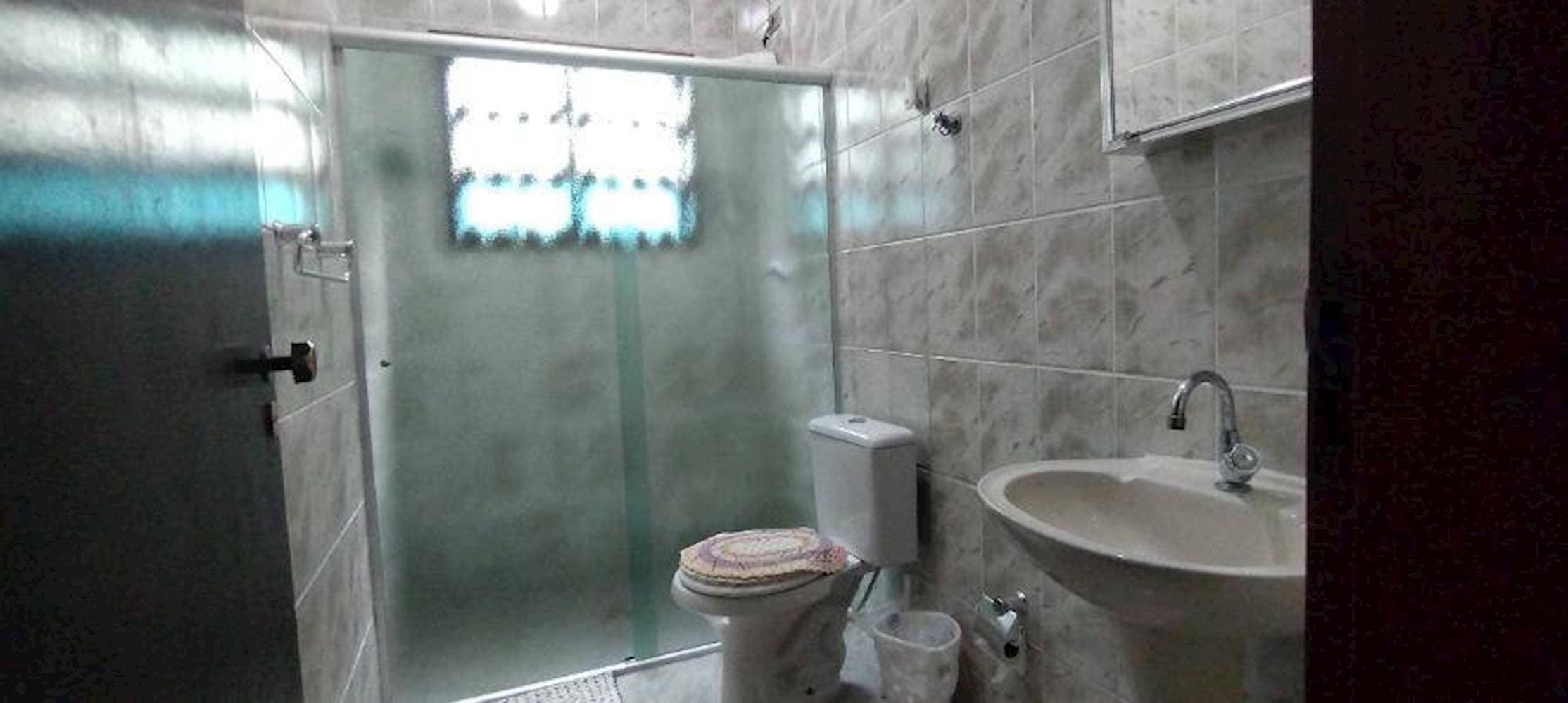 Foto 9 de 14: Casa em leilão em Itanhaém - SP — Casa no Jardim Suarão - Itanhaém/SP