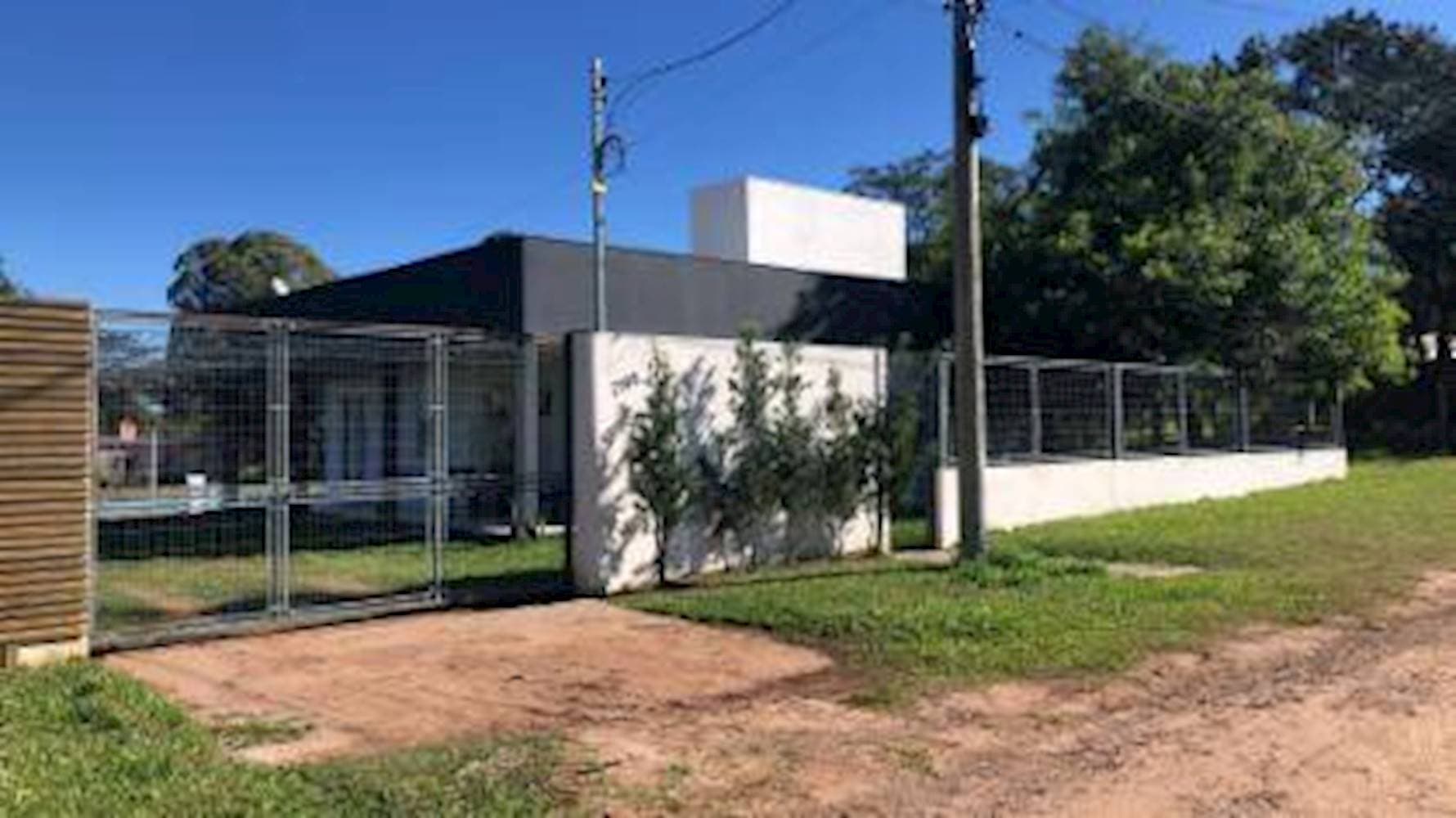 Foto 1 de 24: Casa em leilão em Uruguaiana - RS — Casa em São Marcos - Uruguaiana/RS