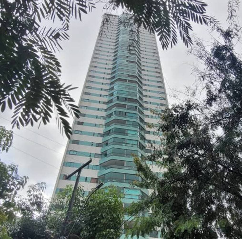 Foto 4 de 4: Apartamento em leilão em Recife - PE — Apartamento no "Edificio Antonio Espinola"  - Encruzilhada - Recife/PE