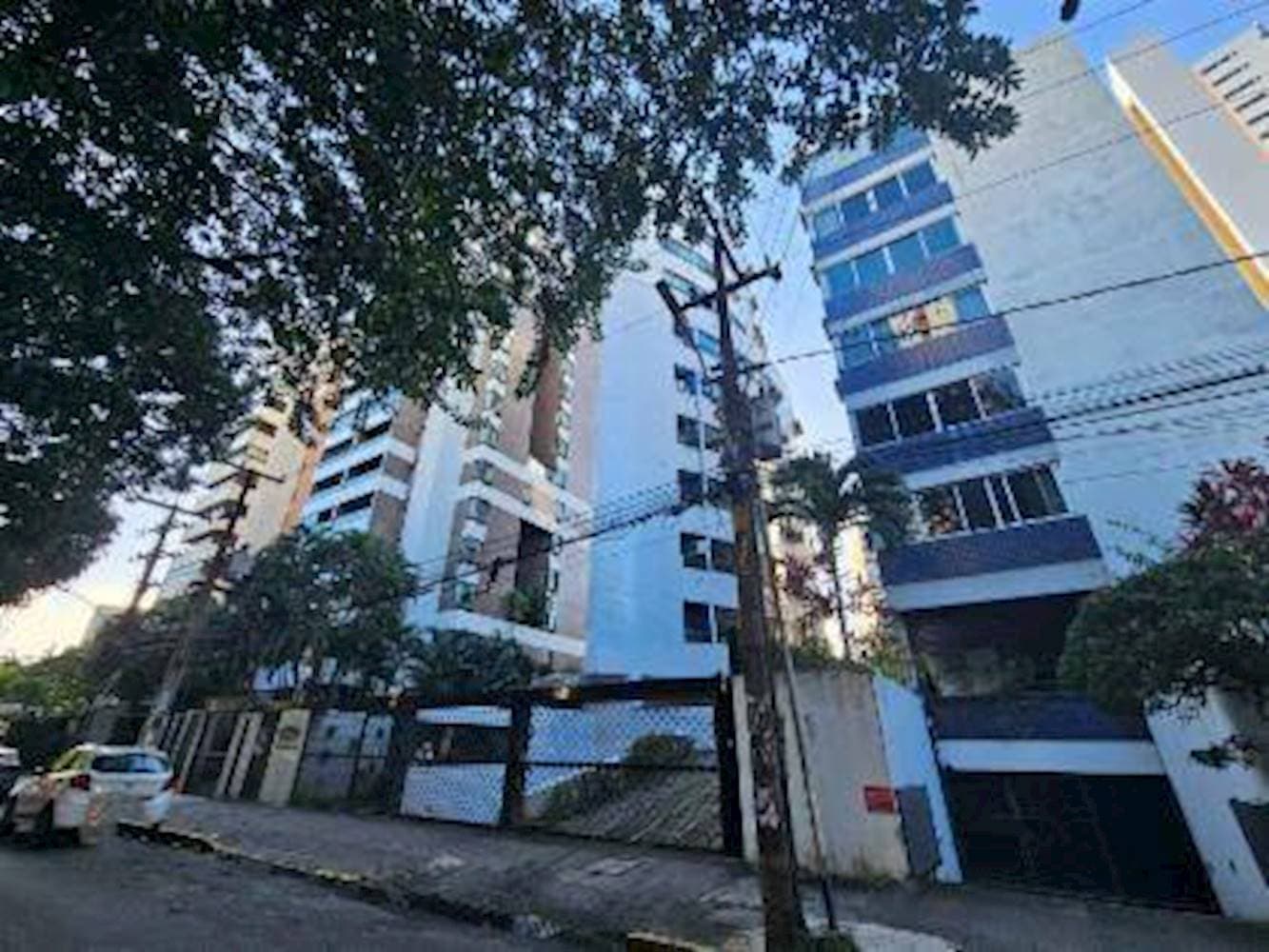 Foto 2 de 3: Apartamento em leilão em Recife - PE — Apartamento no "Edifício Puerto Bilbao"  - Jaqueira - Recife/PE
