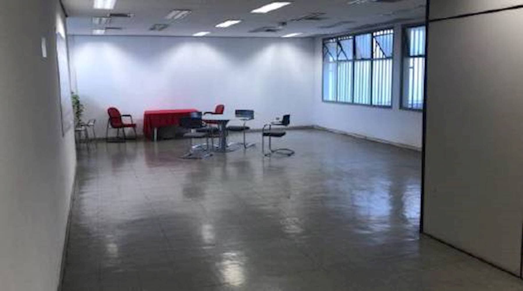 Foto 20 de 24: Comercial em leilão em Vitória - ES — Imóvel Comercial no Centro de Vitória/ES