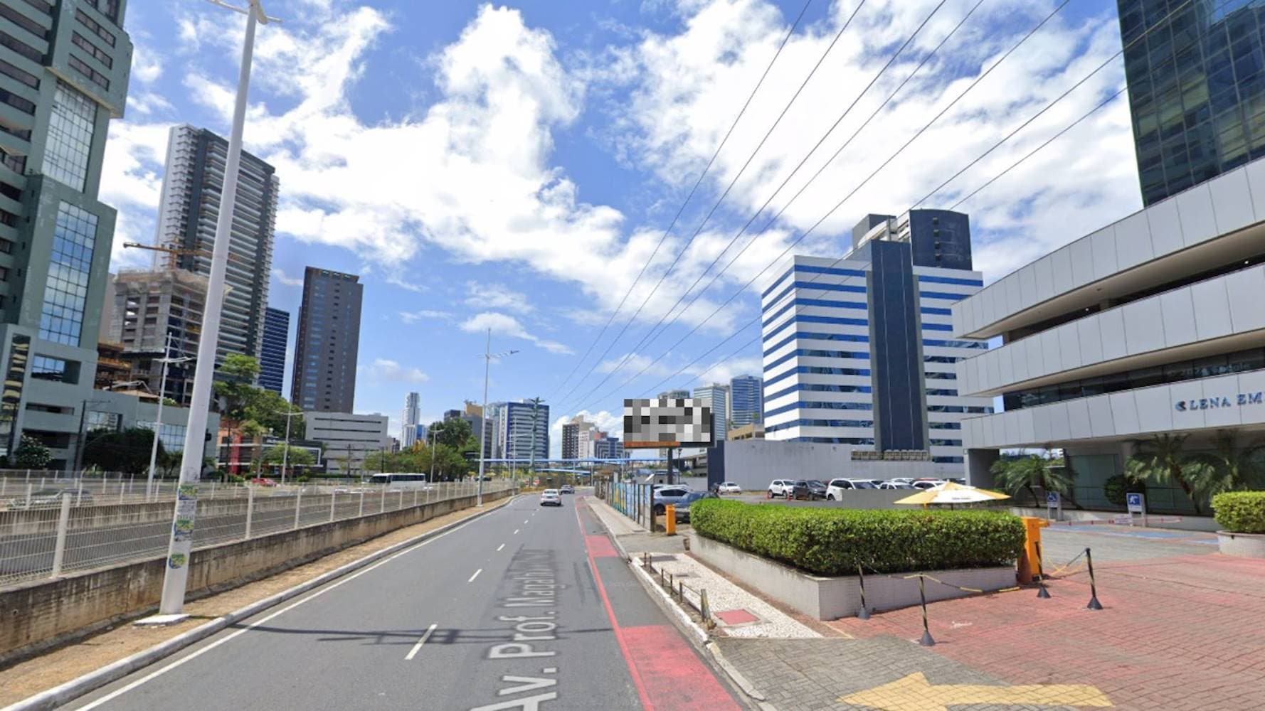 Foto 4 de 5: Comercial em leilão em Salvador - BA — Loja no "Edifício Lena Empresarial" - Pituba - Salvador/BA