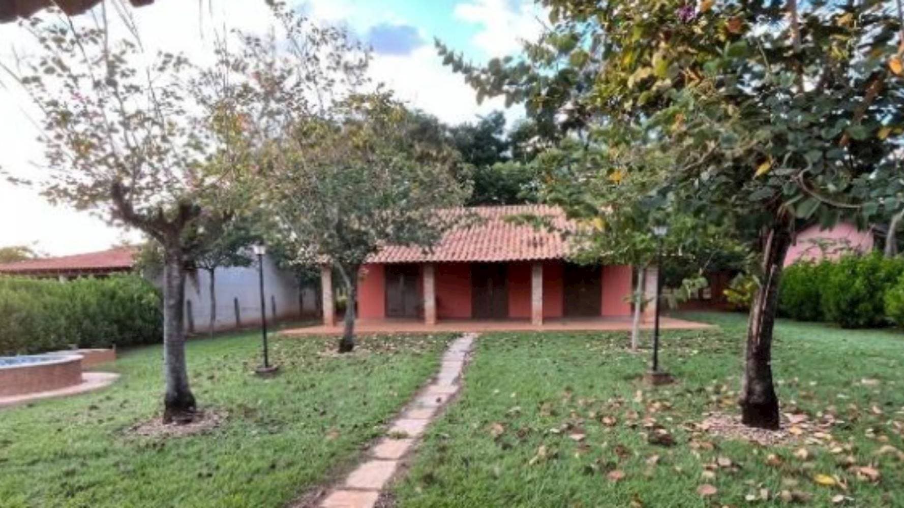Foto 2 de 16: Casa em leilão em Adolfo - SP — Chácara no Jardim Morumbi - Adolfo/SP