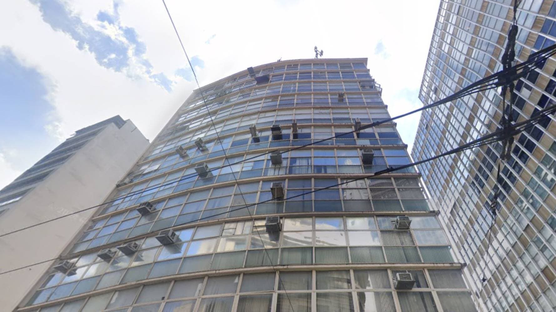 Foto 1 de 8: Comercial em leilão em São Paulo - SP — Sala Comercial (G - 3° andar) no "Edifício Paulista" - Centro - São Paulo/SP