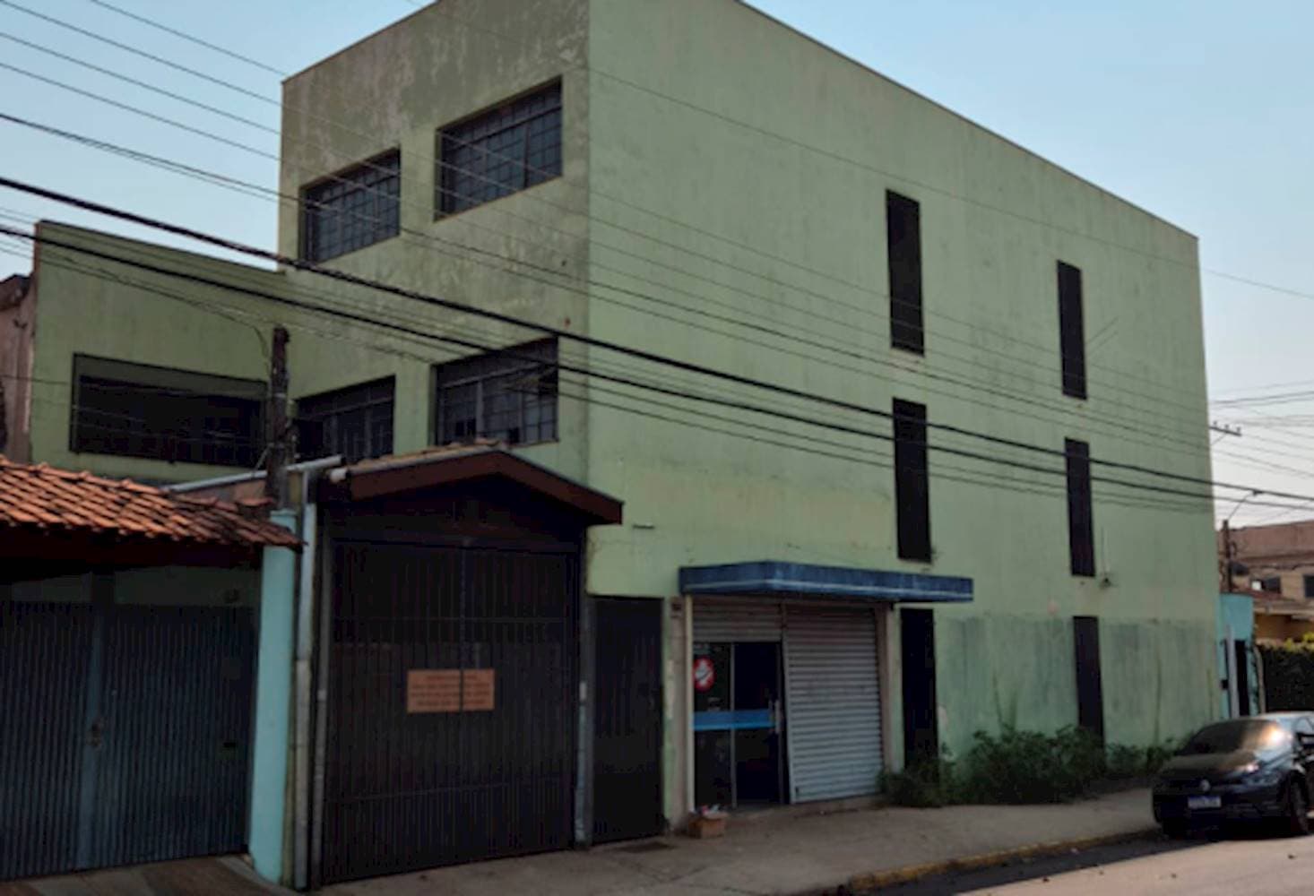 Foto 2 de 13: Comercial em leilão em São Carlos - SP — Galpão no Jardim Nova Santa Paula em São Carlos/SP