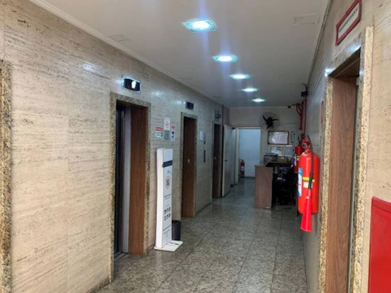 Foto 6 de 8: Comercial em leilão em São Paulo - SP — Sala Comercial (G - 3° andar) no "Edifício Paulista" - Centro - São Paulo/SP