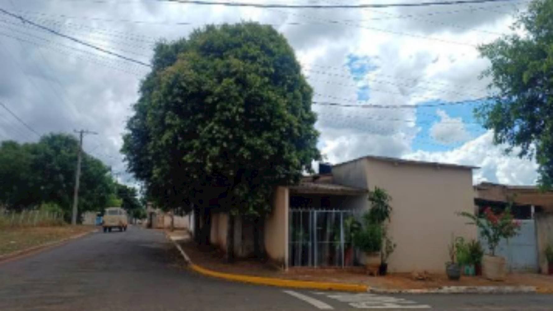 Foto 5 de 5: Casa em leilão em Urânia - SP, bairro Vicente Filié — Casa em Vicente Filié - Urânia/SP