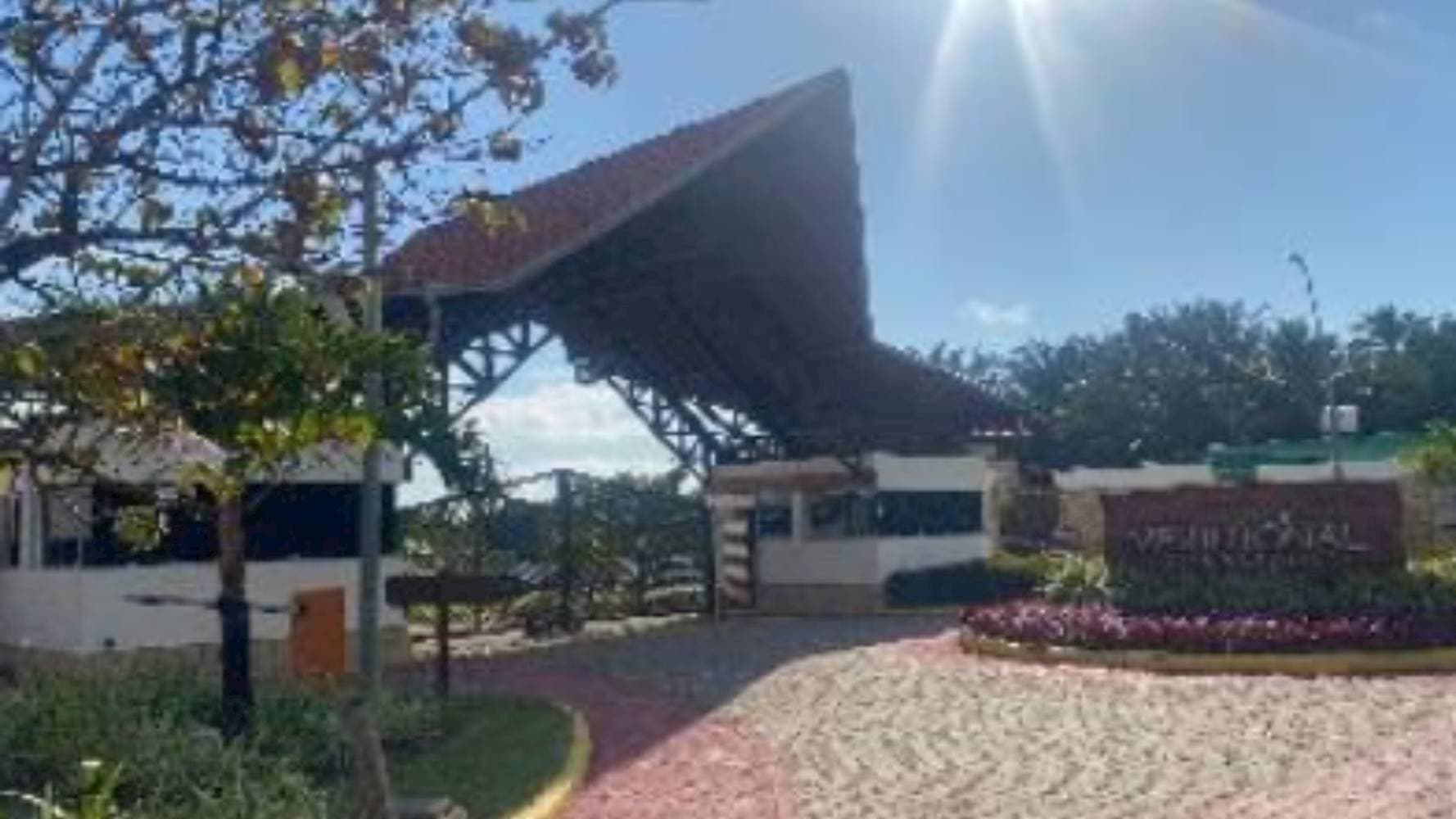 Foto 3 de 8: Casa em leilão em Tamandaré - PE, bairro Praia dos Carneiros — Casa no "Condomínio Flat Club Meridional" - Praia dos Carneiros - Tamandaré/PE