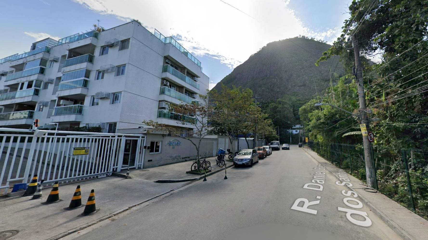 Foto 3 de 4: Apartamento em leilão em Rio De Janeiro - RJ — Apartamento em Vargem Pequena - Rio de Janeiro/RJ