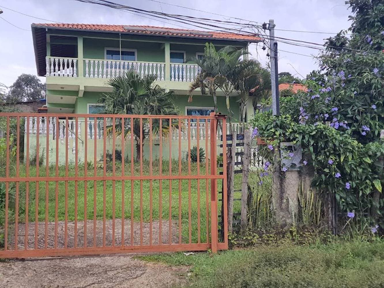 Foto 1 de 7: Casa em leilão em Esmeraldas - MG, bairro Jardim Das Oliveiras — Casa no Jardim Das Oliveiras em Esmeraldas/MG