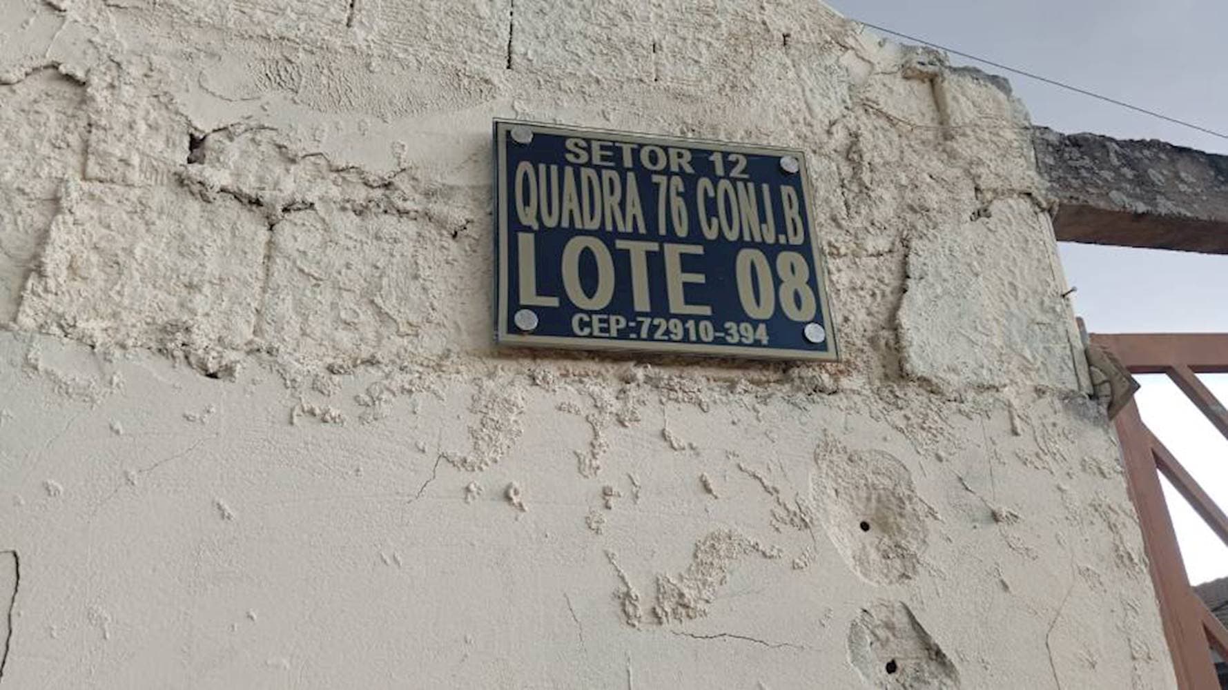 Foto 3 de 11: Casa em leilão em Águas Lindas De Goiás - GO, bairro Parque Da Barragem — Casa em Águas Lindas De Goiás/GO