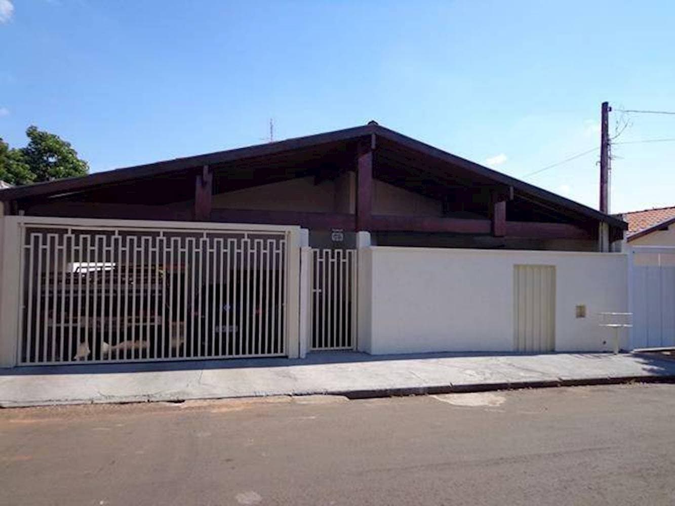 Foto 1 de 11: Casa em leilão em Jales - SP, bairro Jardim Arapua — Casa no Jardim Arapua - Jales/SP