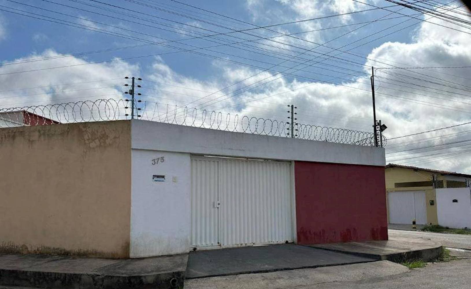 Foto 1 de 9: Casa em leilão em Timon - MA, bairro Planalto Formosa — Casa em Planalto Formosa - Timon/MA