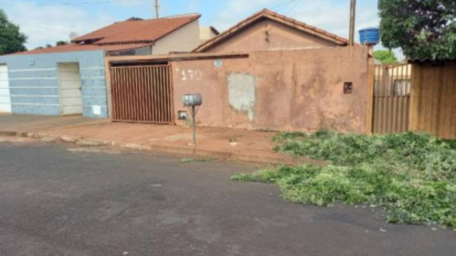Foto 4 de 6: Casa em leilão em Quirinópolis - GO, bairro Municipal — Casa em Municipal - Quirinópolis/GO