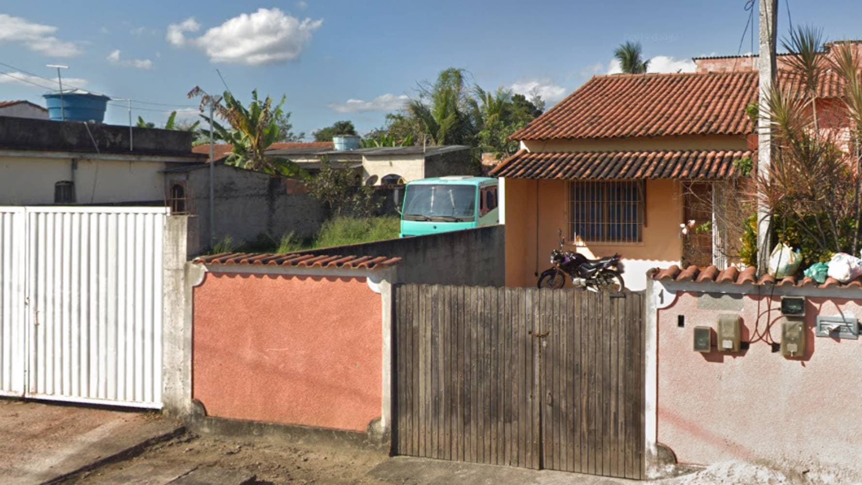 Foto 2 de 5: Casa em leilão em Itaboraí - RJ, bairro Ampliação — Casa em Ampliação - Itaboraí/RJ